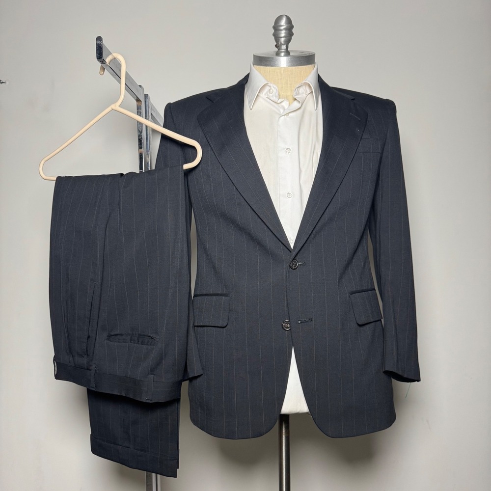 Jos. A. Bank Suit Mens 40R 32x29.5 Charcoal Grey Pinstripe Wool Business Express